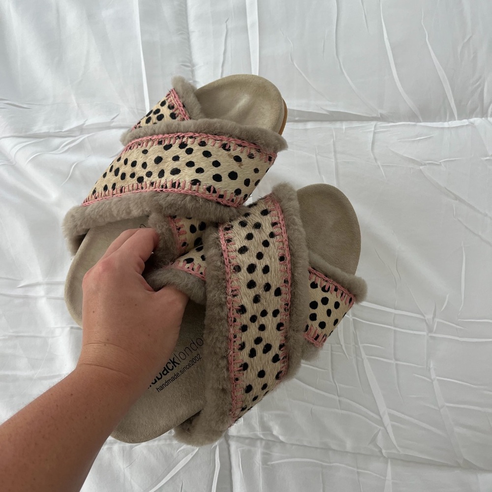 LAIDBACK LONDON Size 40 Cali Crochet Suede Wool Slip On FREE PEOPLE NEW W/O BOX - Picture 4 of 6